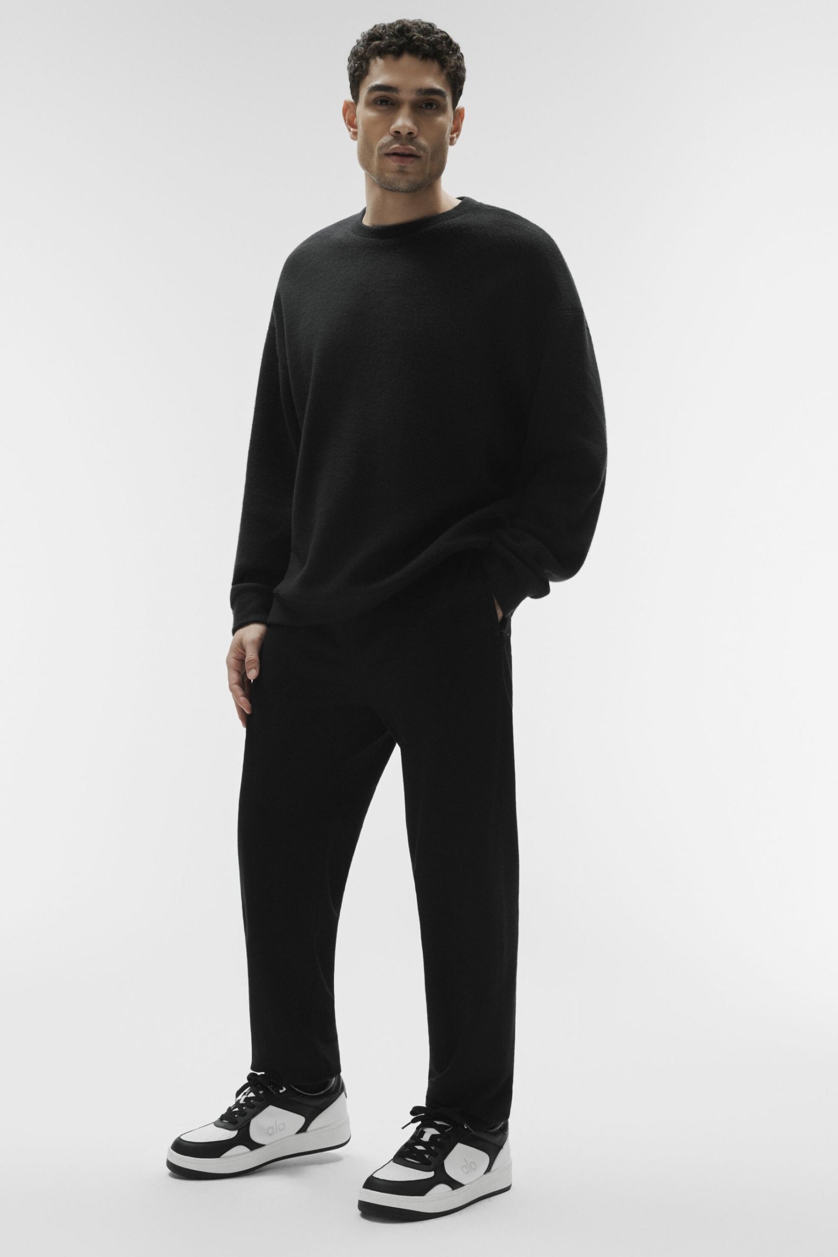 Triumph Restore Crew Neck Sweatshirt - Black - Image 4