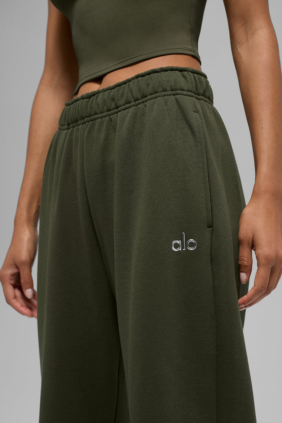 Accolade Straight Leg Sweatpant - Green Olive - Image 2