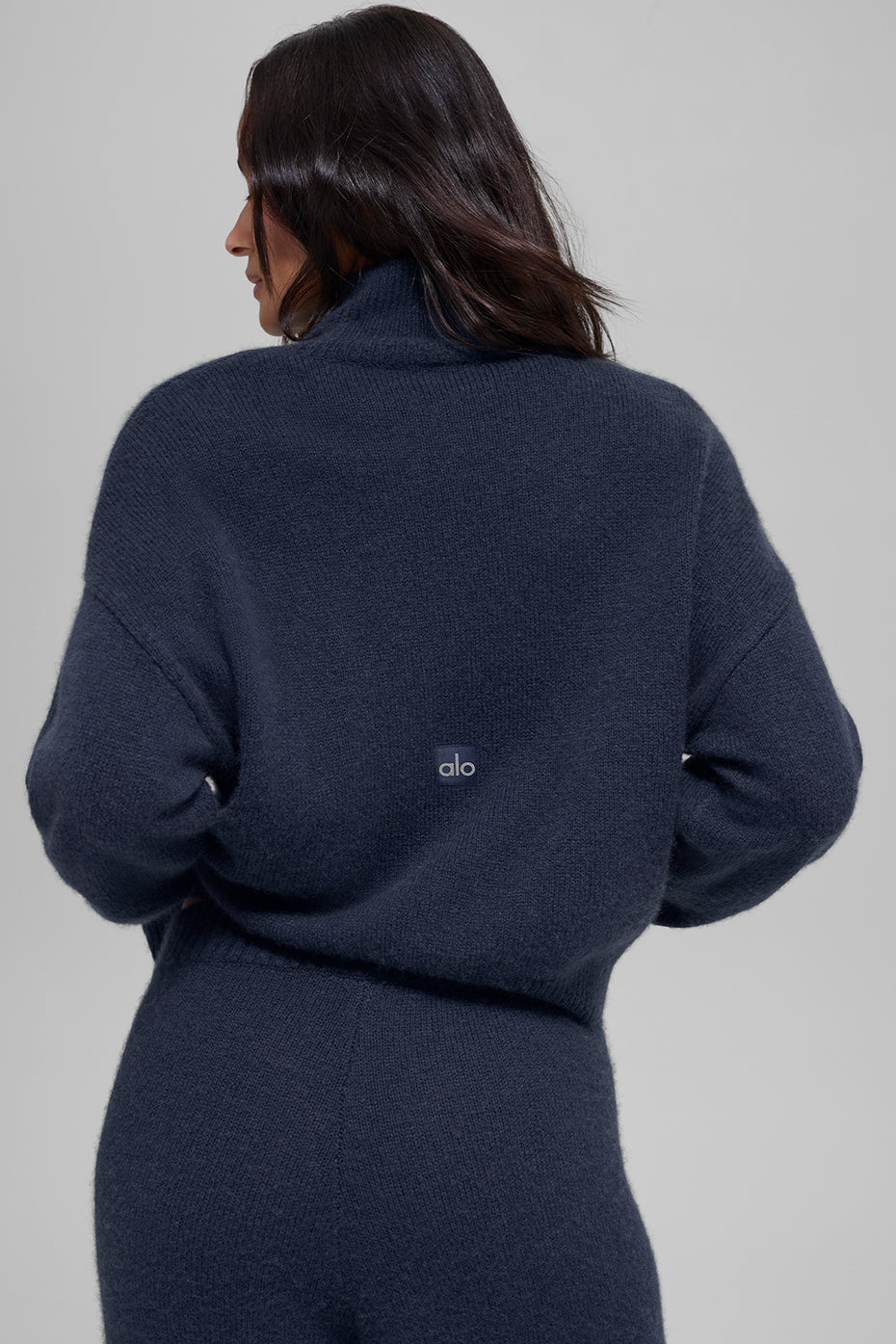 Wool Cashmere Cropped New Class Turtleneck Sweater - Navy - Image 3