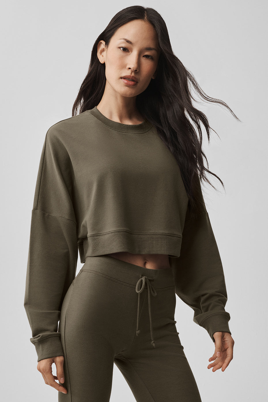 Cropped Sway Crew Neck Pullover - Olive Tree - Image 4