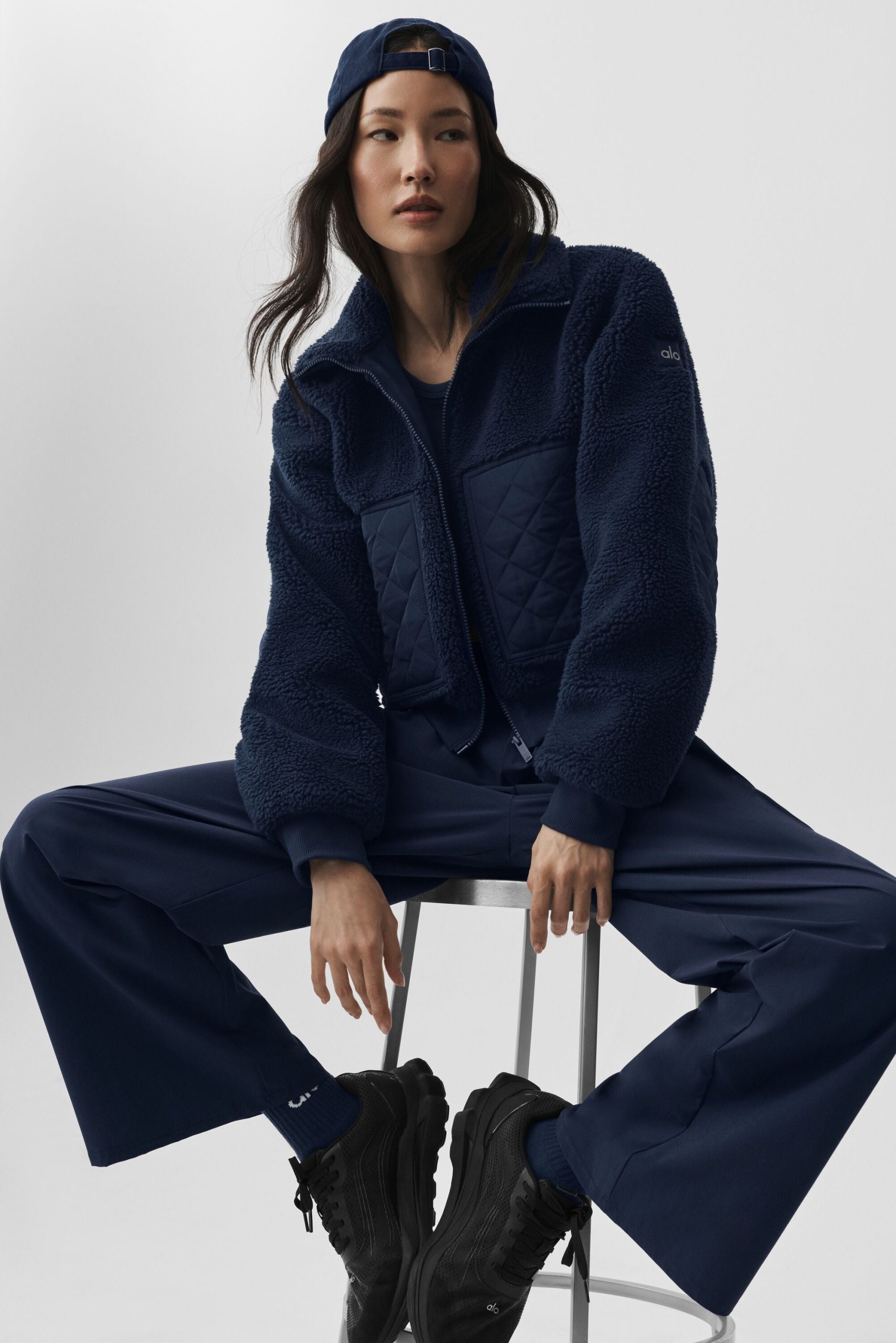 Sherpa Edge Bomber - Navy - Image 6