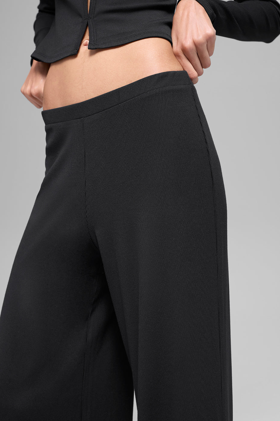 Mid-Rise Dreamlight Straight Pant - Black - Image 5