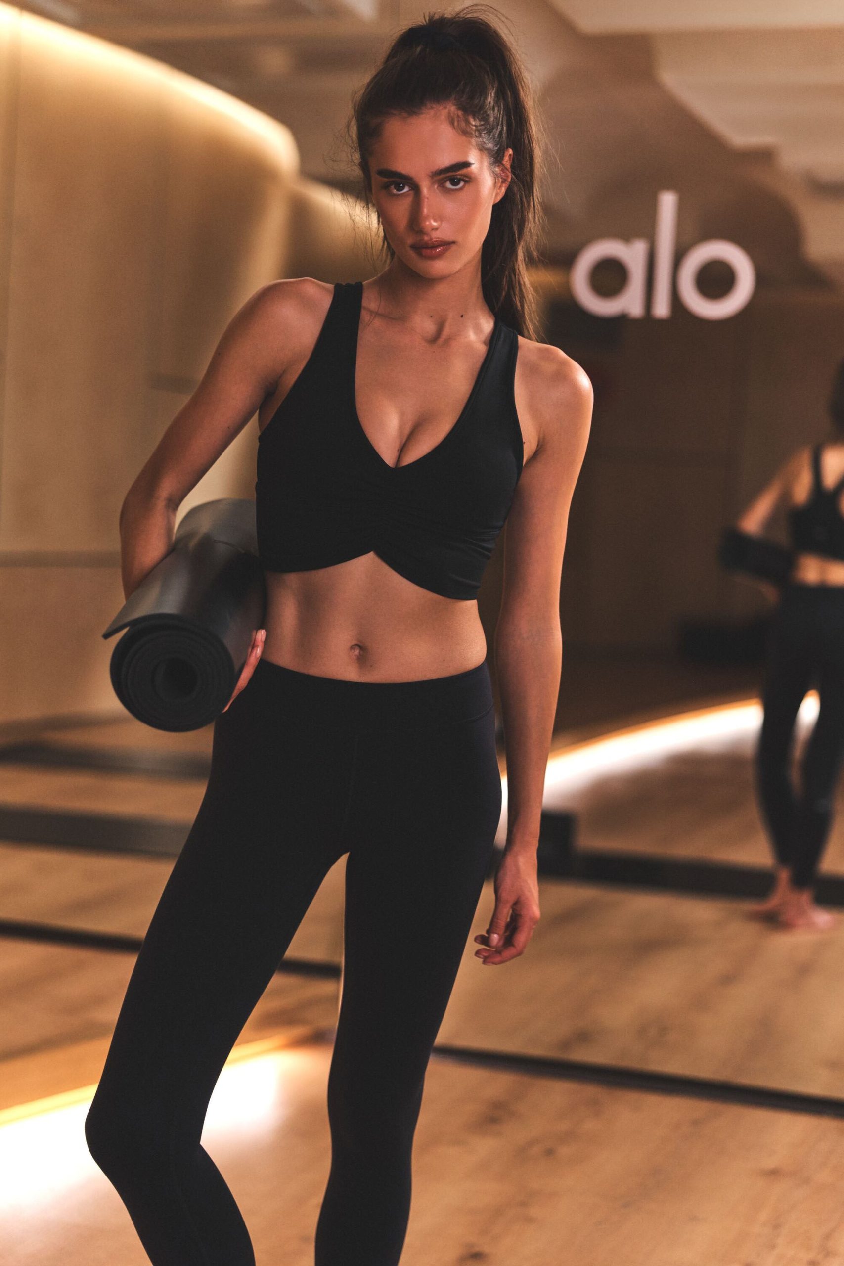 Airbrush Low-Rise Legging - Black