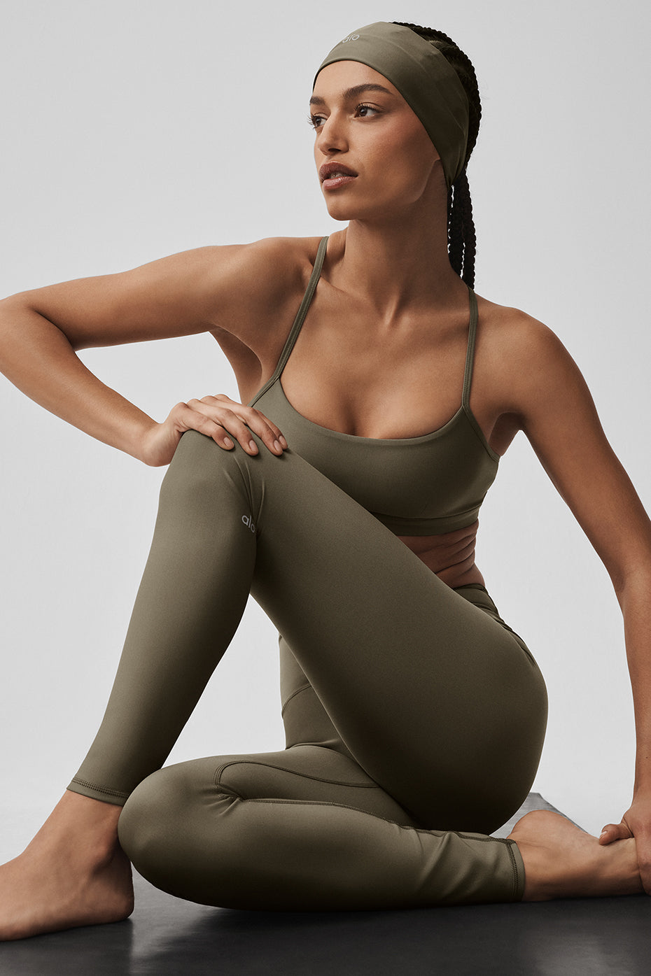 High-Waist Airlift Legging - Olive Tree - Image 3