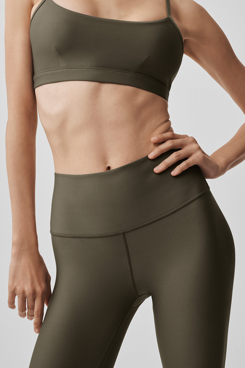 7/8 High-Waist Airlift Legging - Olive Tree - Image 4