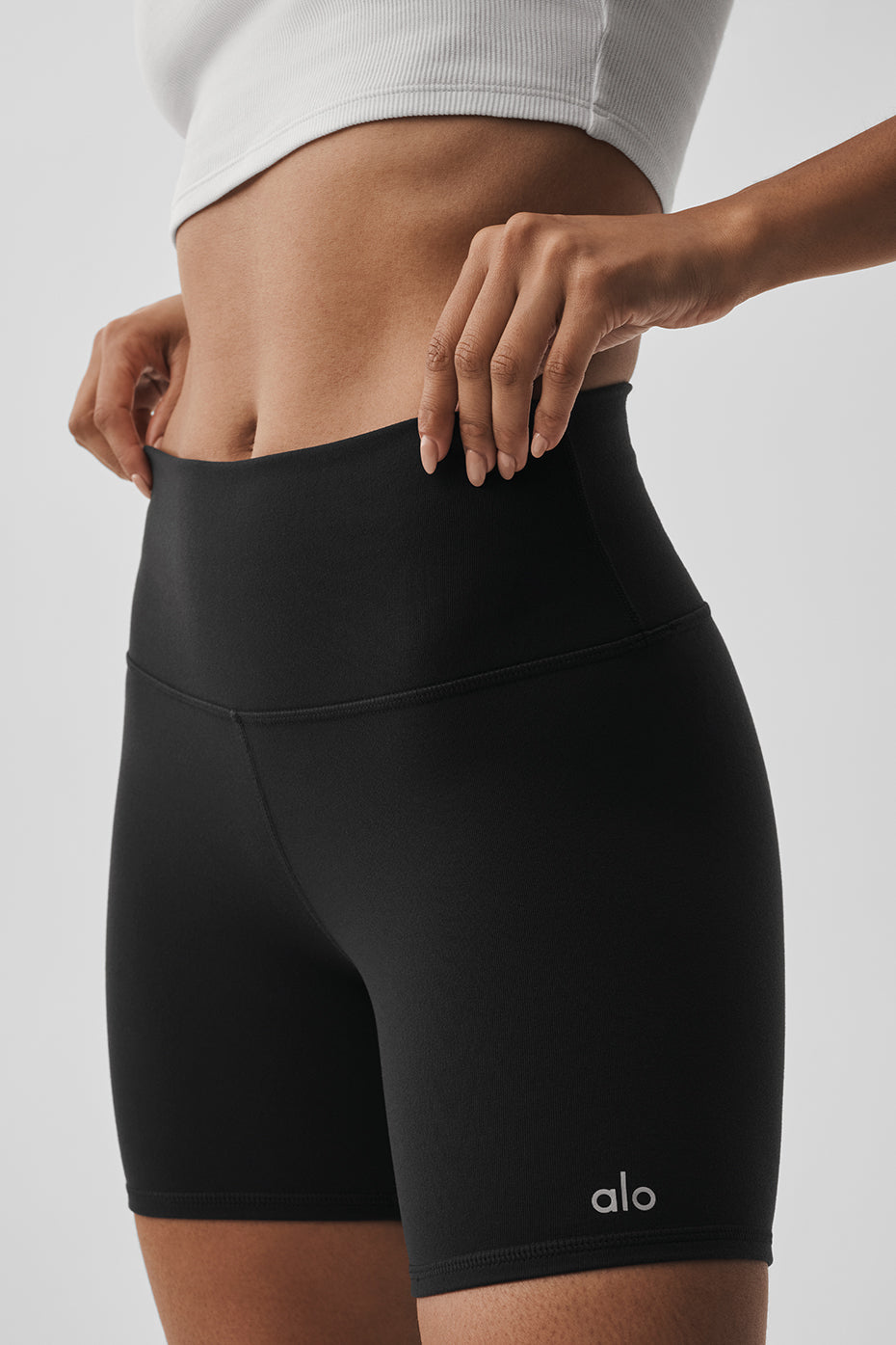 5 Airbrush High-Waist Biker Short - Black - Image 3