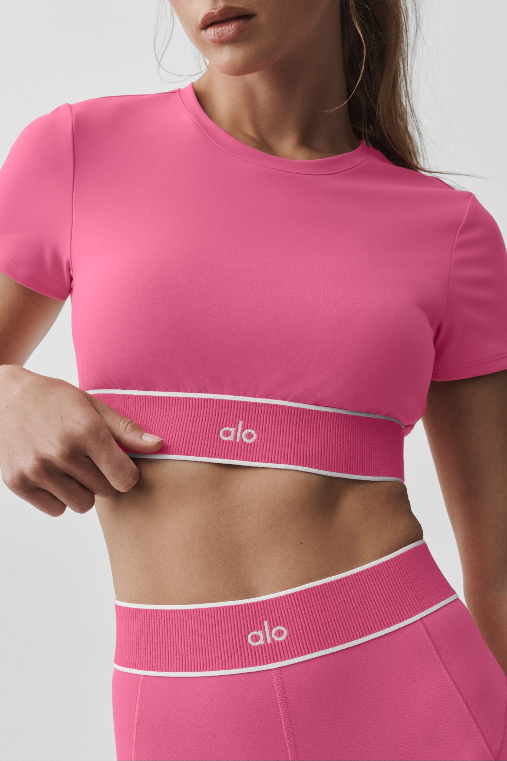 ALO Softsculpt Amp It Up Short Sleeve Bra - Paradise Pink - Image 2